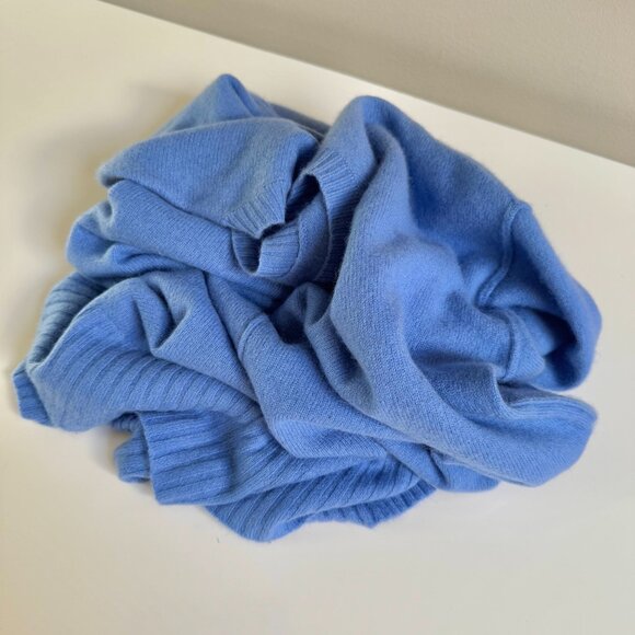 C by Bloomingdale's 100% Cashmere High-Low Crewneck Sweater - Picture 8 of 8